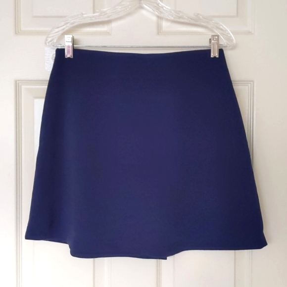 Vintage Express Polyester/Rayon/Spandex Blended Skirt with Front Buttons. - Picture 5 of 5